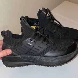 NON SLIP SHOES